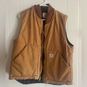 Men’s carharrt vest